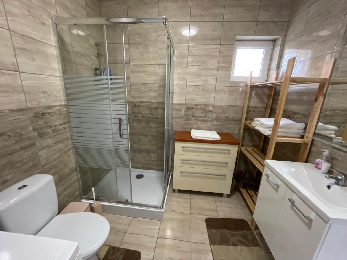 Sorrento Deluxe Apartment - Jacuzzi Siófok Zewnętrze zdjęcie