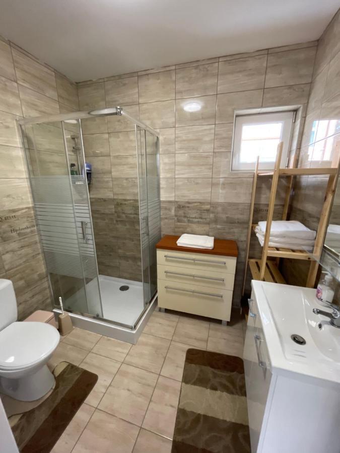 Sorrento Deluxe Apartment - Jacuzzi Siófok Zewnętrze zdjęcie